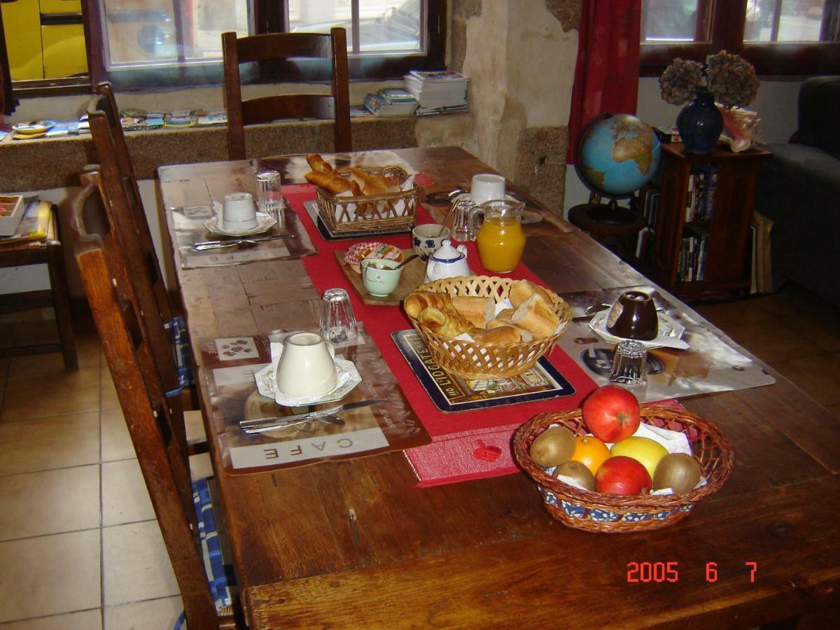 Le Logis Du Roc Bed and Breakfast Γκρανβίλ Εξωτερικό φωτογραφία